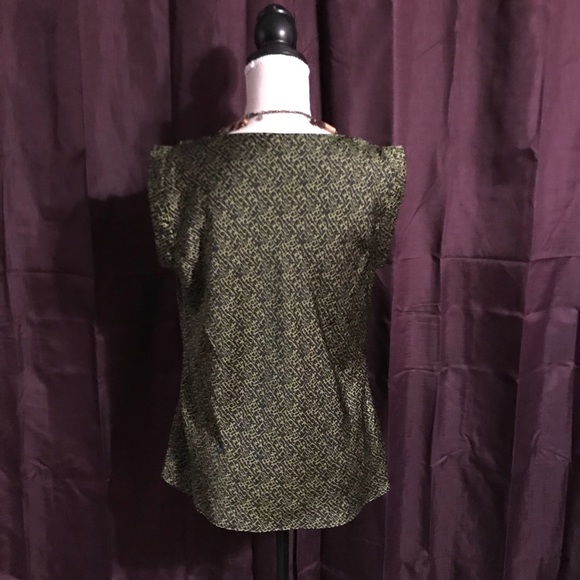 Classy Worthington Silky-Feeling Shell-Size M - Picture 3 of 6